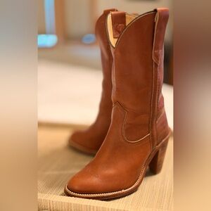 Frye Leather Boots 5B Cognac